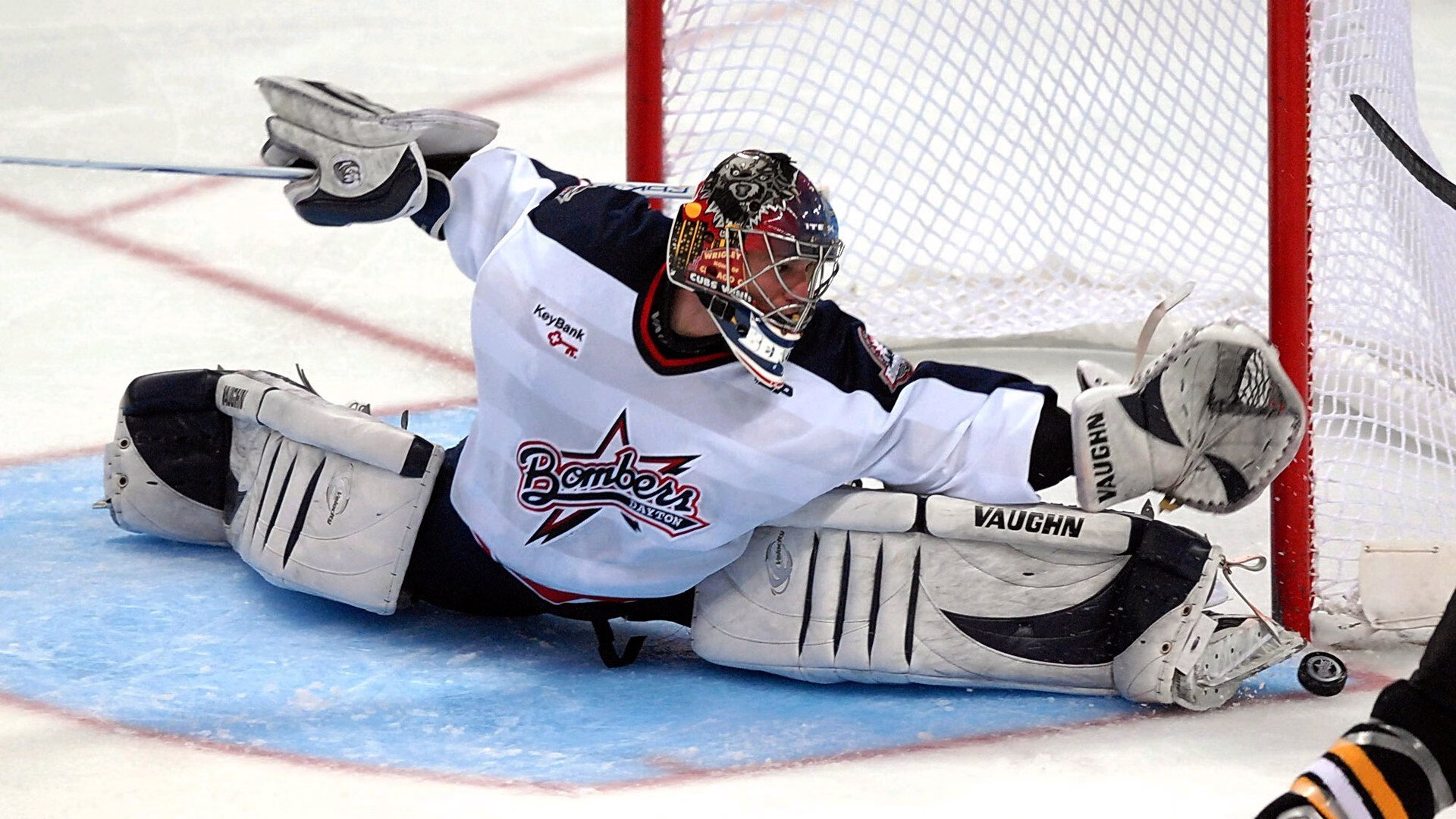 克莱个人能力完全展现,上海队压哨击败老鹰