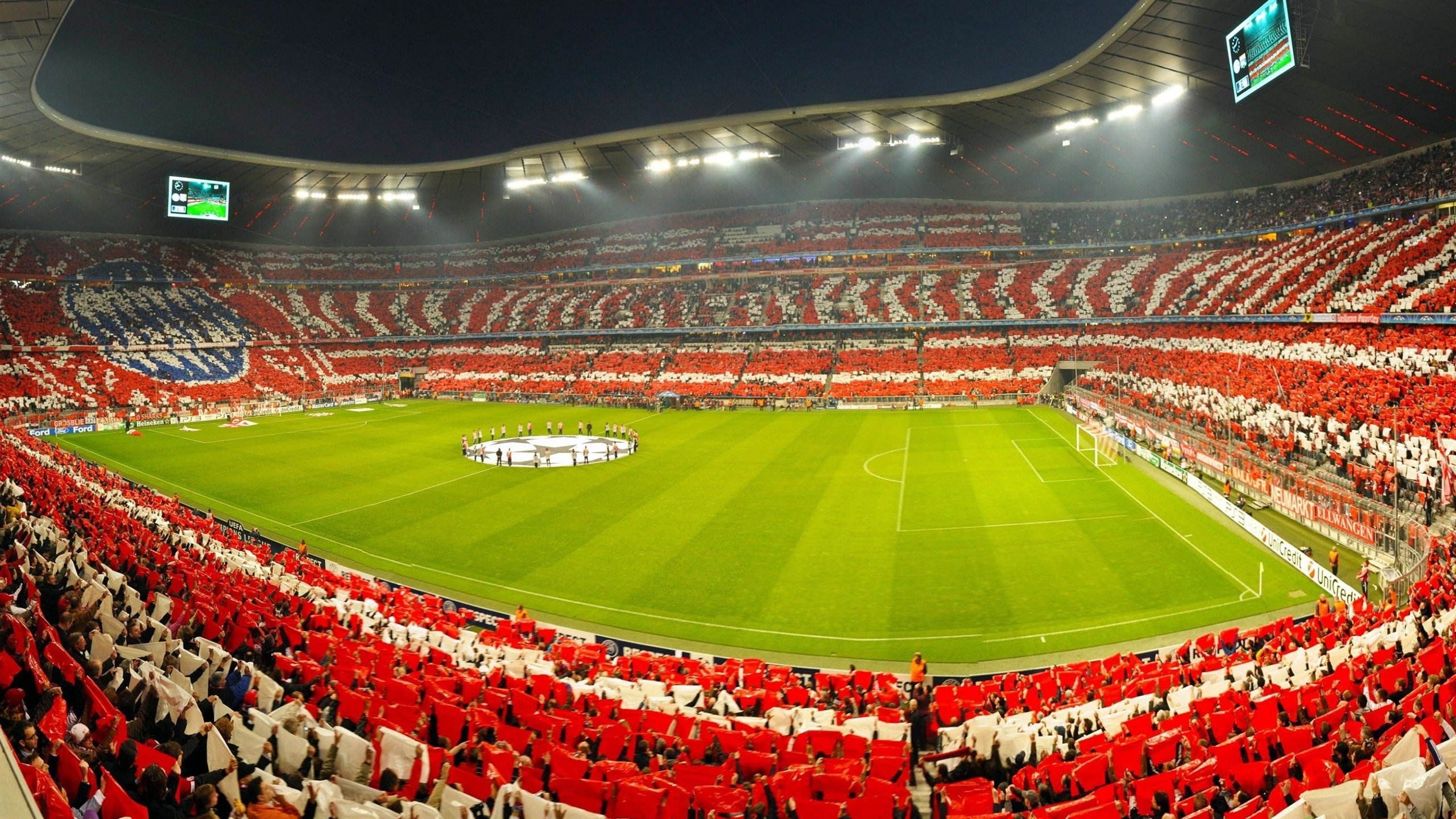 波兰横扫智利,恩佐成为关键先生,绿茵场上的东欧铁骑与南美孤勇者